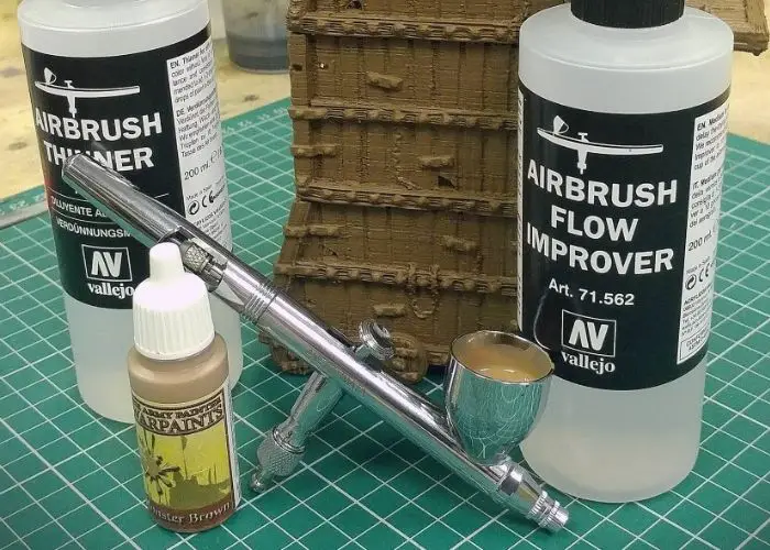 Airbrush flow improver