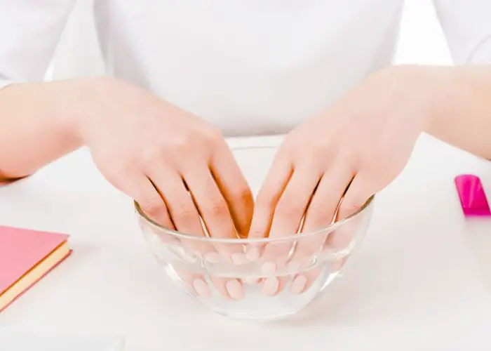 How to Take off Acrylic Nails with Hot Water