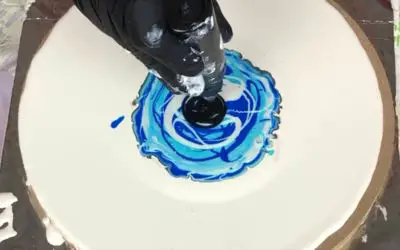 how to make acrylic paint transparent