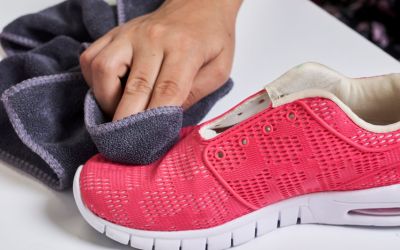 How to Get Paint Out of Mesh Shoes